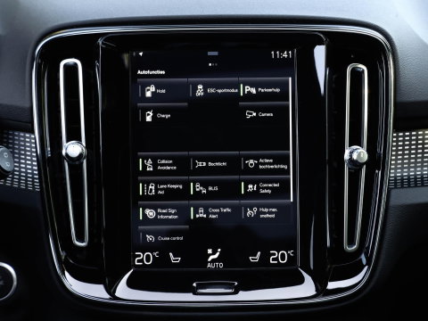 Volvo XC40 T5 Recharge R-Design 262PK Panoramadak Harman Kardon Trekhaak 1e eig. Volvo dealeronderhouden!