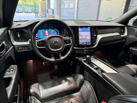 Volvo XC60 T8 R-Design | Harman/Kardon | Panoramadak | Trekhaak | Stoel+Stuurverwarming | Keyless | Camera | ACC | 21 Inch