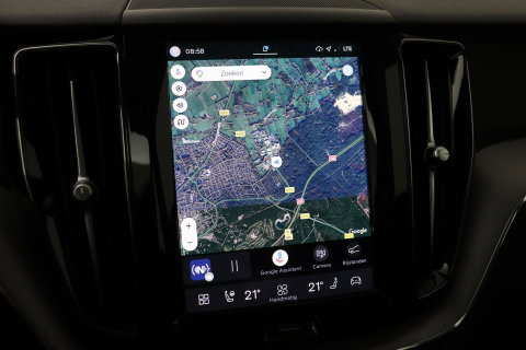Volvo XC60 T6 Plus Dark | Panoramadak | Trekhaak | ACC | Pilot Assist | Memory | Stoel+Stuurverwarming | Keyless | Camera