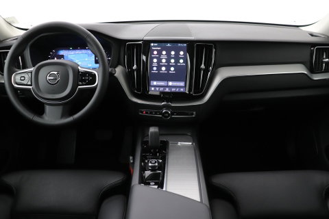 Volvo XC60 T6 Plus Dark | Panoramadak | Trekhaak | ACC | Pilot Assist | Memory | Stoel+Stuurverwarming | Keyless | Camera