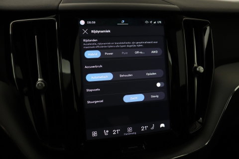 Volvo XC60 T6 Plus Dark | Panoramadak | Trekhaak | ACC | Pilot Assist | Memory | Stoel+Stuurverwarming | Keyless | Camera