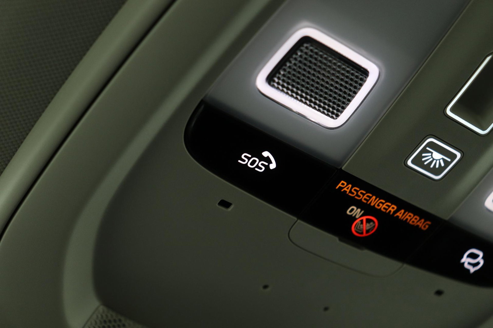 Volvo XC60 T6 Plus Dark | Panoramadak | Trekhaak | ACC | Pilot Assist | Memory | Stoel+Stuurverwarming | Keyless | Camera