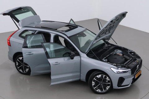 Volvo XC60 T6 Plus Dark | Panoramadak | Trekhaak | ACC | Pilot Assist | Memory | Stoel+Stuurverwarming | Keyless | Camera