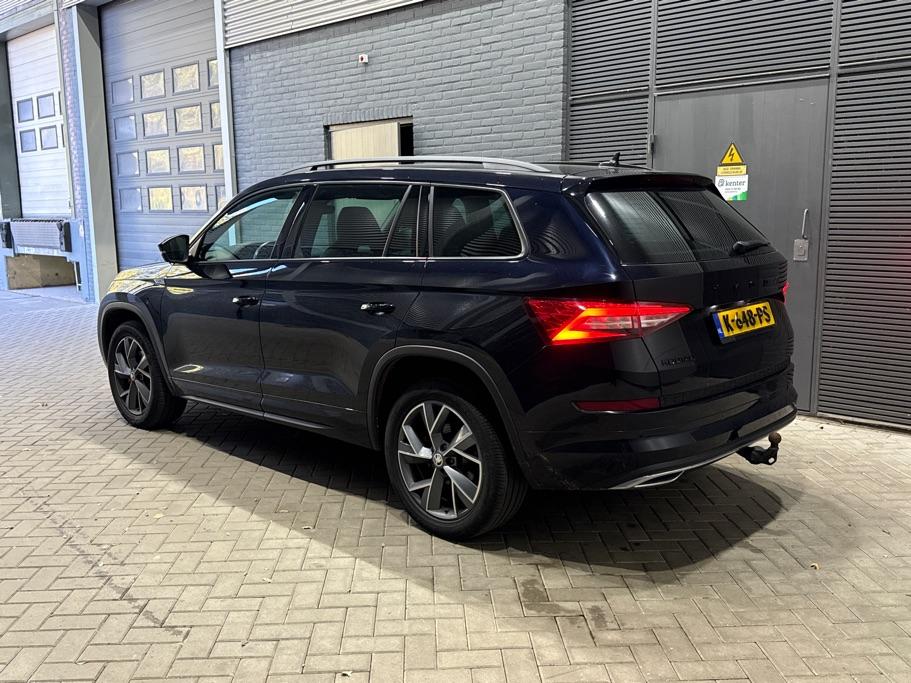 Škoda Kodiaq 1.5 TSI Sportline Business 7p. | Panoramadak | ACC | Trekhaak | Keyless | Stoel+Stuurverwarming | Camera | Lane Assist
