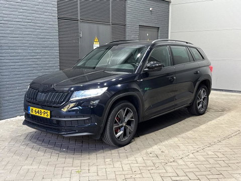 Škoda Kodiaq 1.5 TSI Sportline Business 7p. | Panoramadak | ACC | Trekhaak | Keyless | Stoel+Stuurverwarming | Camera | Lane Assist