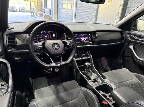 Škoda Kodiaq 1.5 TSI Sportline Business 7p. | Panoramadak | ACC | Trekhaak | Keyless | Stoel+Stuurverwarming | Camera | Lane Assist