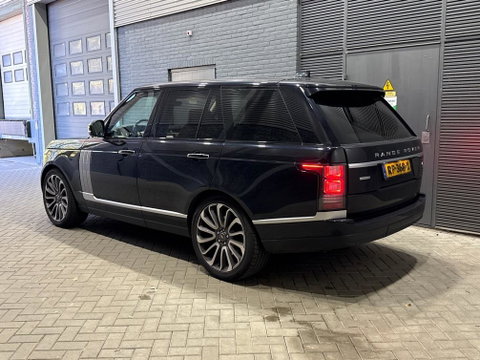 Land Rover Range Rover 3.0 TDV6 Autobiography | Luchtvering | Panoramadak | 360° Camera | Meridian | Massage+Ventilatie | Koelbox | 22 Inch