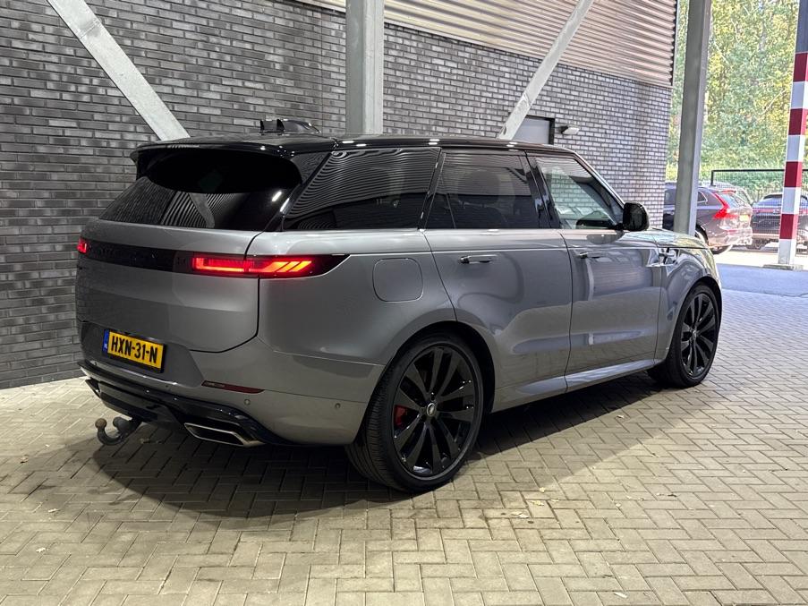 Land Rover Range Rover Sport P550e Autobiography | 23 Inch | Meridian 3D Surround | ClearSight | Koelbox | Trekhaak | Massage+Ventilatie