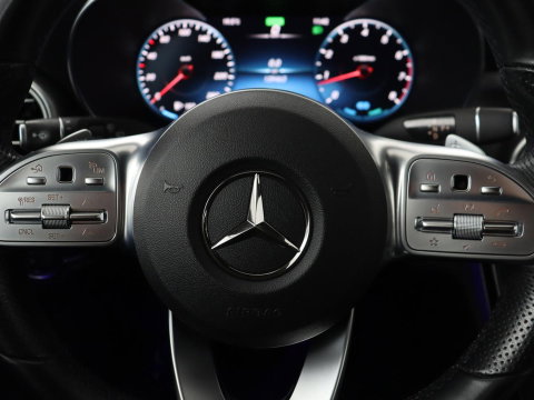 Mercedes-Benz C-Klasse 300 AMG Line Avantgarde | Leder/alcantara | Adaptive cruise | 258 pk | Camera | Park assist | Navigatie | Stoelverwarming | Virtual cockpit | Carplay | Full LED |