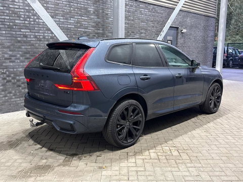 Volvo XC60 T6 Plus Black Edition | Bowers&Wilkins | Panoramadak | 360° Camera | Head-Up | Trekhaak | Ventilatie+Massage | 21 Inch