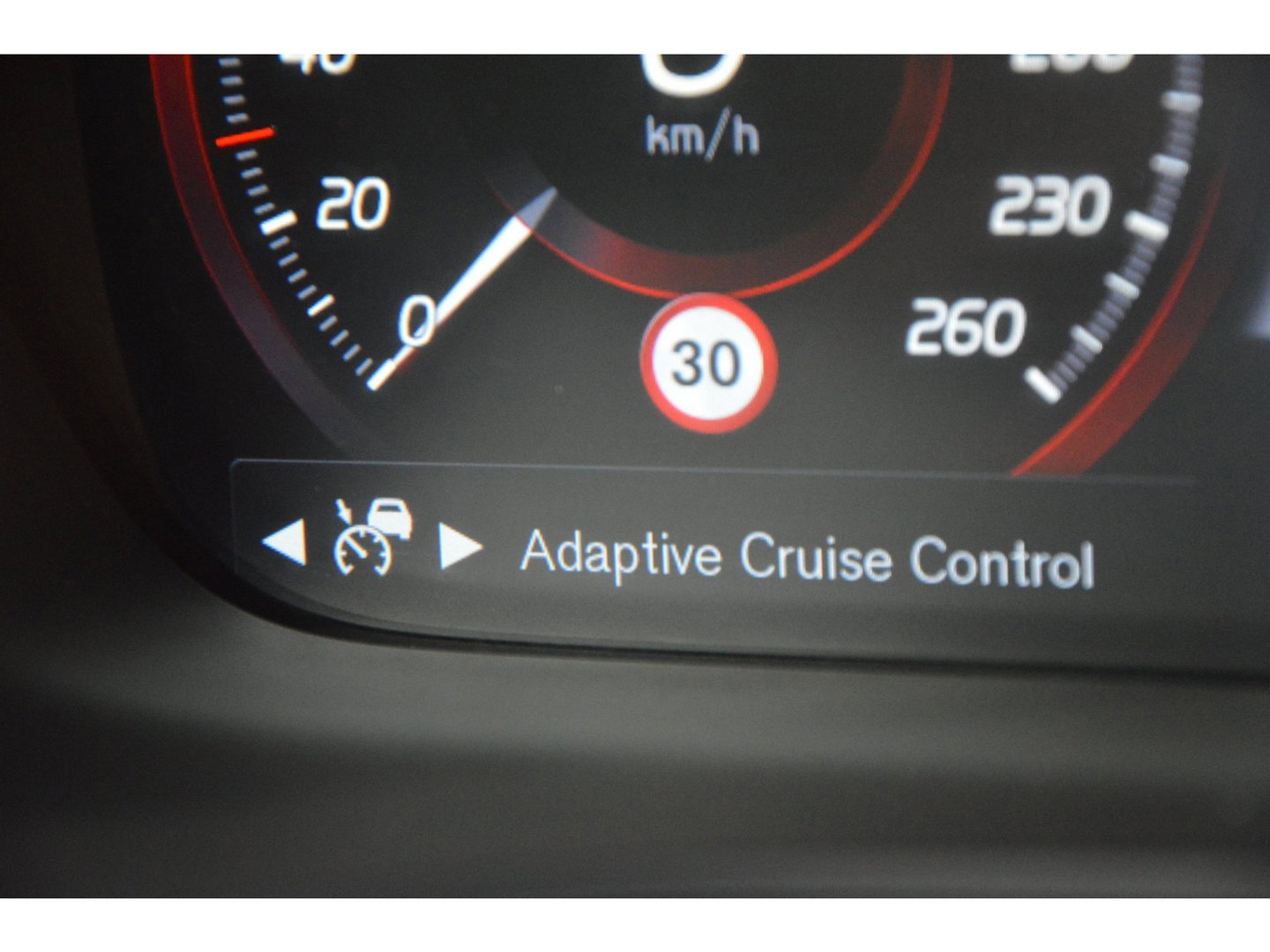 Volvo V60 T5 Momentum| Trekhaak| Camera | BLIS | Adaptive Cruise | Stoelverwarming | Perfect onderhouden |