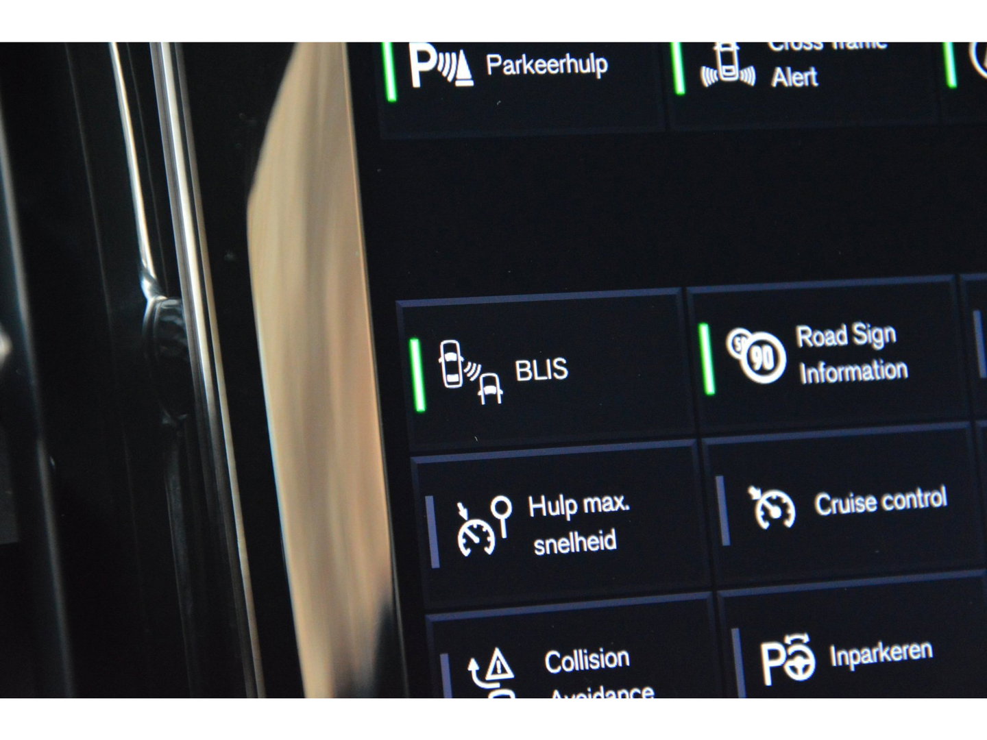 Volvo V60 T5 Momentum| Trekhaak| Camera | BLIS | Adaptive Cruise | Stoelverwarming | Perfect onderhouden |