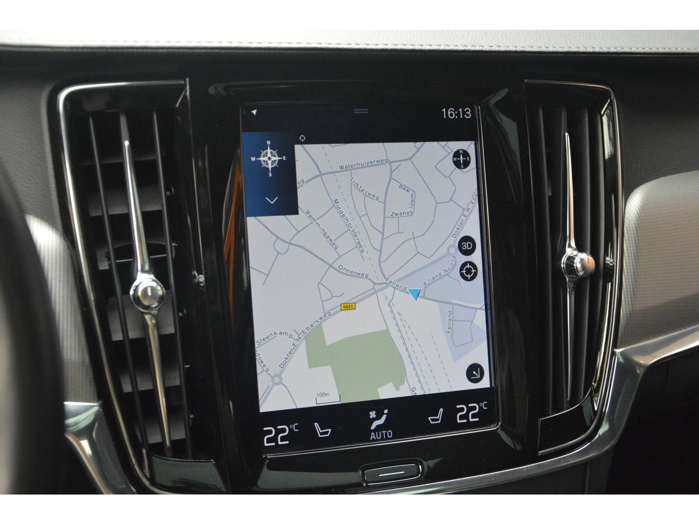 Volvo V90 T4 Inscription | Massage | Panorama dak | Standkachel | Trekhaak | Head-Up | Harman en Kardon