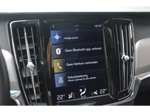 Volvo V90 T4 Inscription | Massage | Panorama dak | Standkachel | Trekhaak | Head-Up | Harman en Kardon