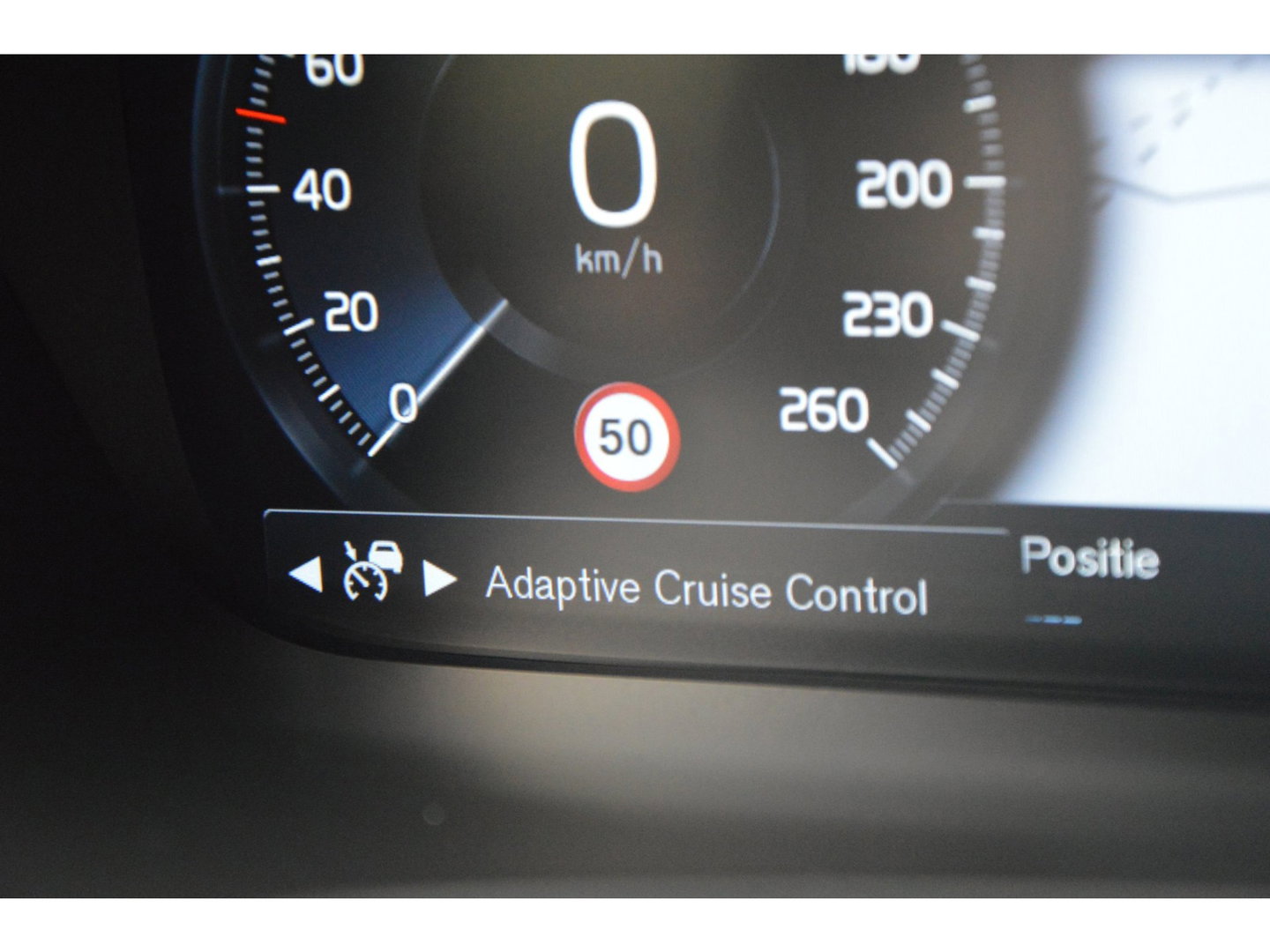 Volvo V90 T4 Inscription | Massage | Panorama dak | Standkachel | Trekhaak | Head-Up | Harman en Kardon