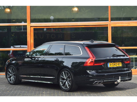 Volvo V90 T4 Inscription | Massage | Panorama dak | Standkachel | Trekhaak | Head-Up | Harman en Kardon
