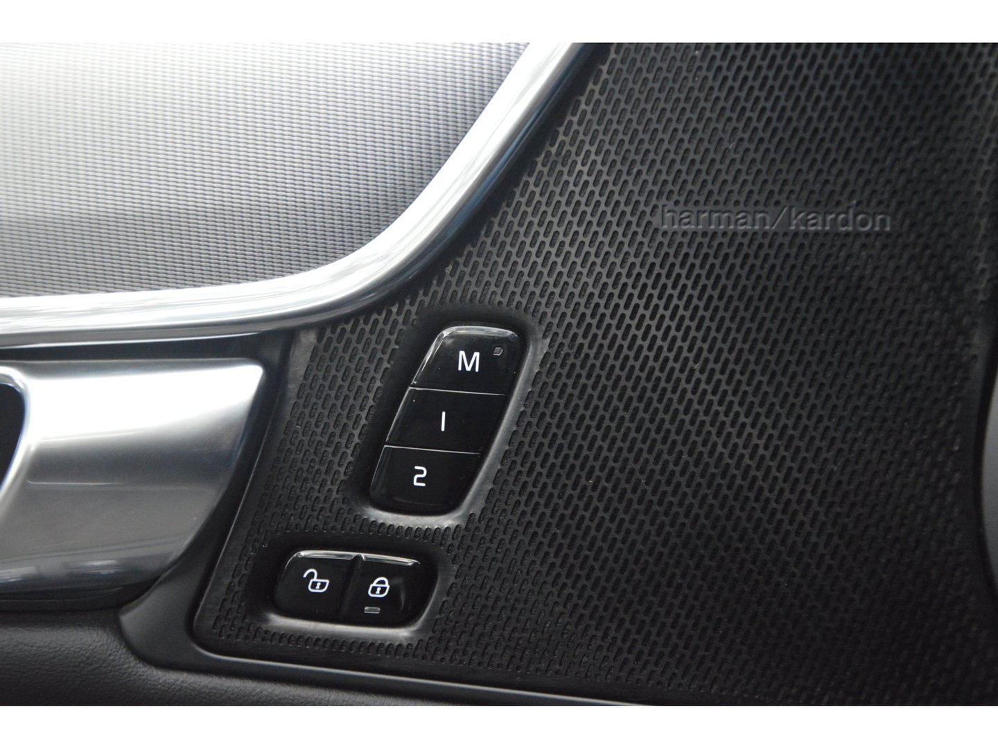 Volvo V90 T4 Inscription | Massage | Panorama dak | Standkachel | Trekhaak | Head-Up | Harman en Kardon