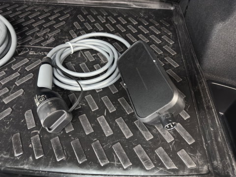 BMW iX1 xDrive30 Launch Edition 67 kWh M-Sportpack (3-Fase-11kW) (INCL.BTW) *LEATHER-MICROFIBRE | FULL-LED | HARMAN/KARDON | WIDESCREEN-DIGI-COCKPIT | CAMERA | PRIVACY-GLASS | SHIFT-PADDLES | SPORT-SEATS | NAVI-FULLMAP | DAB+ | 18''ALU | TOWBAR*