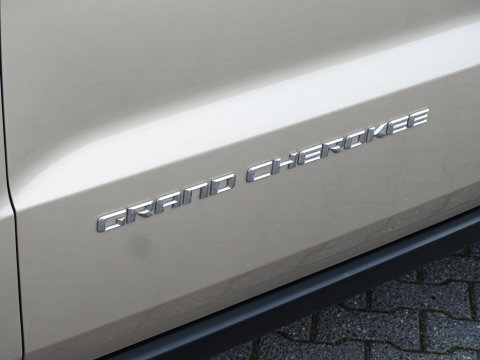 Jeep Grand Cherokee Grand Cherokee 3.7 V6 Laredo / trekhaak / LED