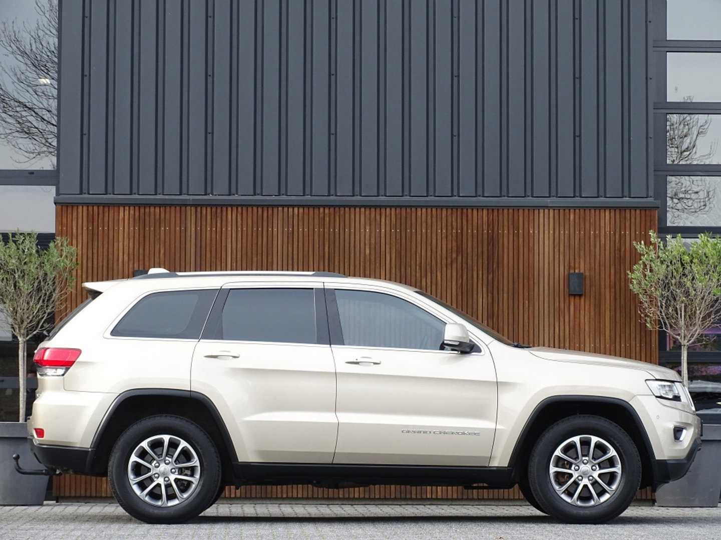 Jeep Grand Cherokee Grand Cherokee 3.7 V6 Laredo / trekhaak / LED