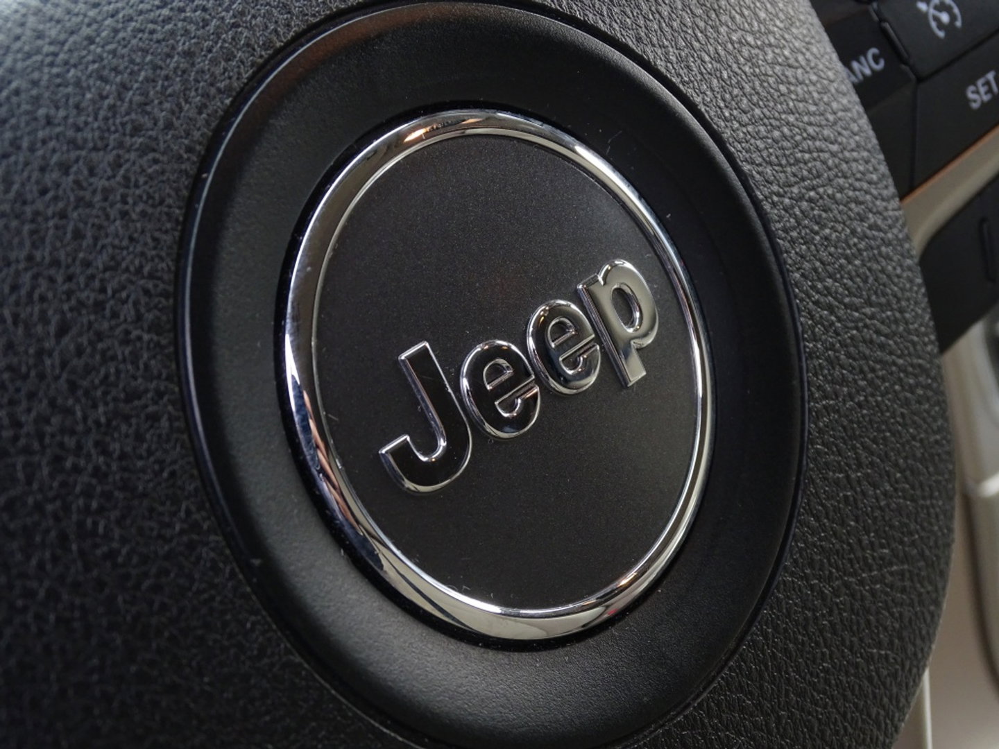 Jeep Grand Cherokee Grand Cherokee 3.7 V6 Laredo / trekhaak / LED