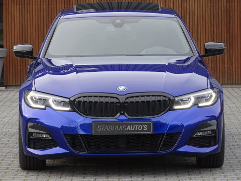 BMW 3 Serie Limousine 330e 292PK M-sport / M-Stoel / Carbon / Laser / 360° / BTW