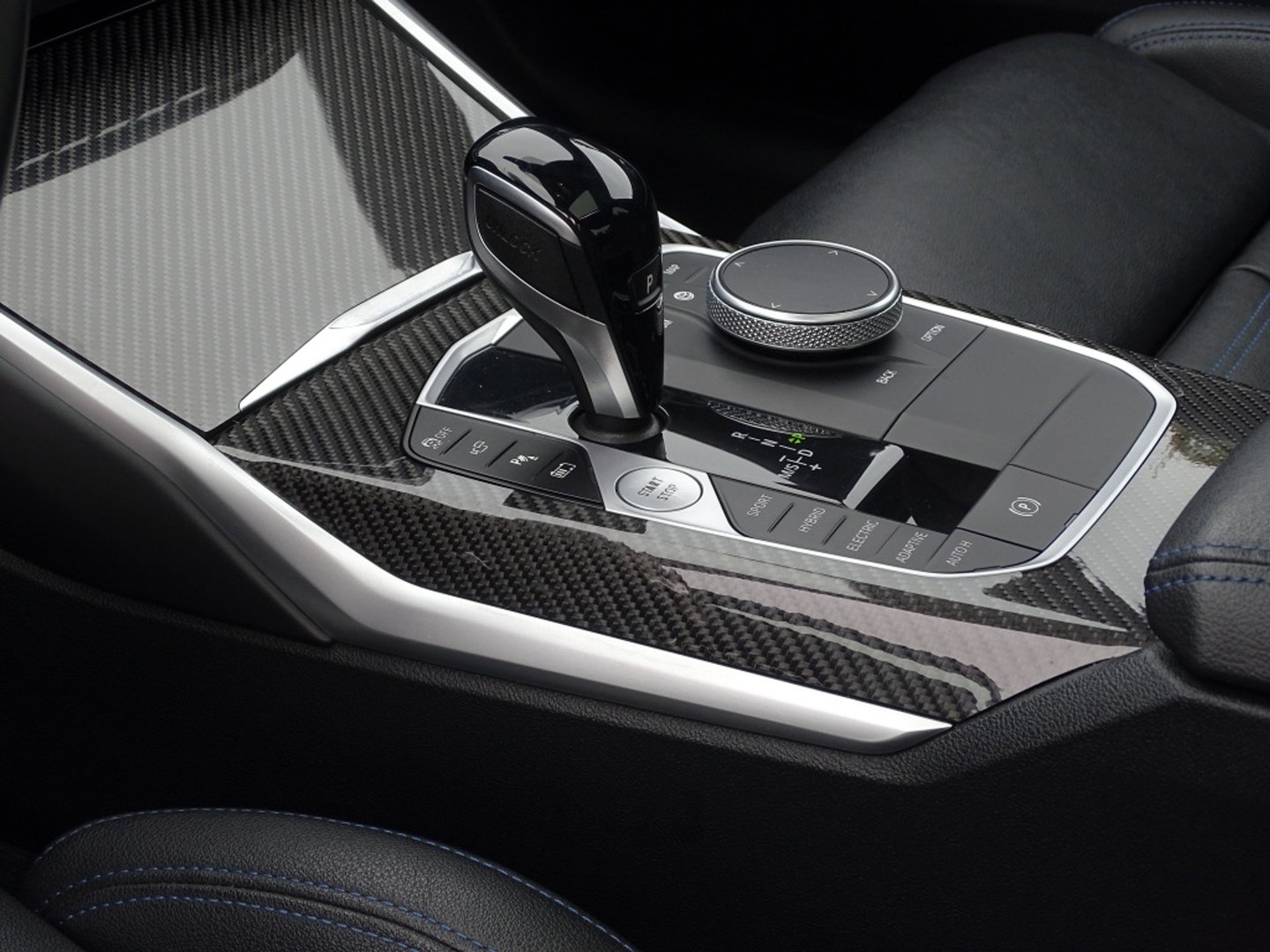 BMW 3 Serie Limousine 330e 292PK M-sport / M-Stoel / Carbon / Laser / 360° / BTW