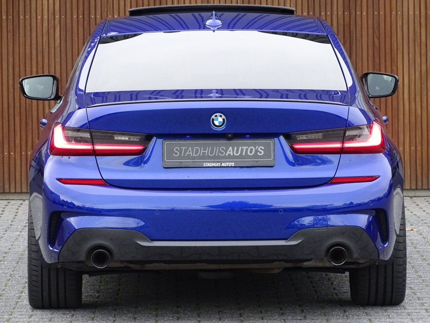 BMW 3 Serie Limousine 330e 292PK M-sport / M-Stoel / Carbon / Laser / 360° / BTW