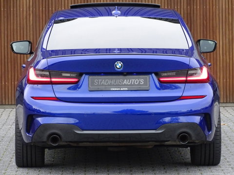 BMW 3 Serie Limousine 330e 292PK M-sport / M-Stoel / Carbon / Laser / 360° / BTW