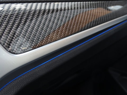 BMW 3 Serie Limousine 330e 292PK M-sport / M-Stoel / Carbon / Laser / 360° / BTW