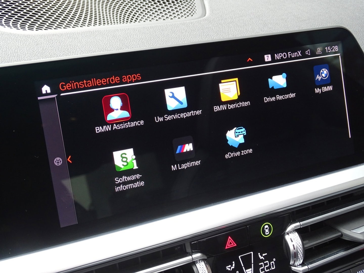 BMW 3 Serie Limousine 330e 292PK M-sport / M-Stoel / Carbon / Laser / 360° / BTW