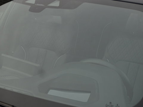BMW 5 Serie Touring 540i xD 341PK High Ex. M-Individual / Laser / 360° / *NAP*