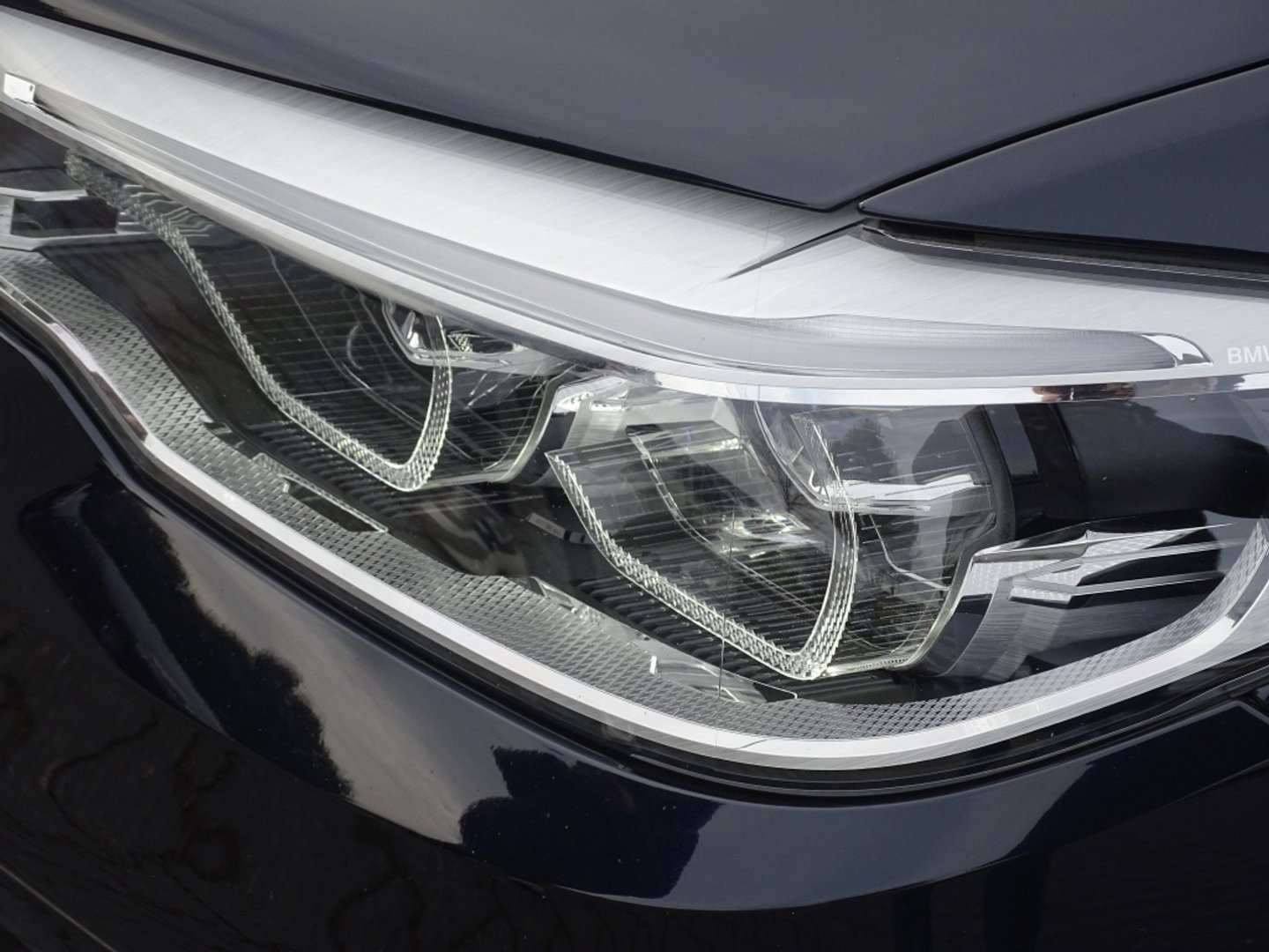 BMW 5 Serie Touring 540i xD 341PK High Ex. M-Individual / Laser / 360° / *NAP*