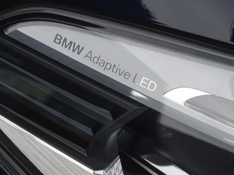 BMW 5 Serie Touring 540i xD 341PK High Ex. M-Individual / Laser / 360° / *NAP*