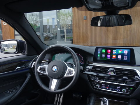 BMW 5 Serie Touring 540i xD 341PK High Ex. M-Individual / Laser / 360° / *NAP*