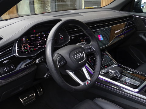 Audi Q8 55 TFSI e 381PK Quattro S line / Carbon / 23'' / B&O / 360°