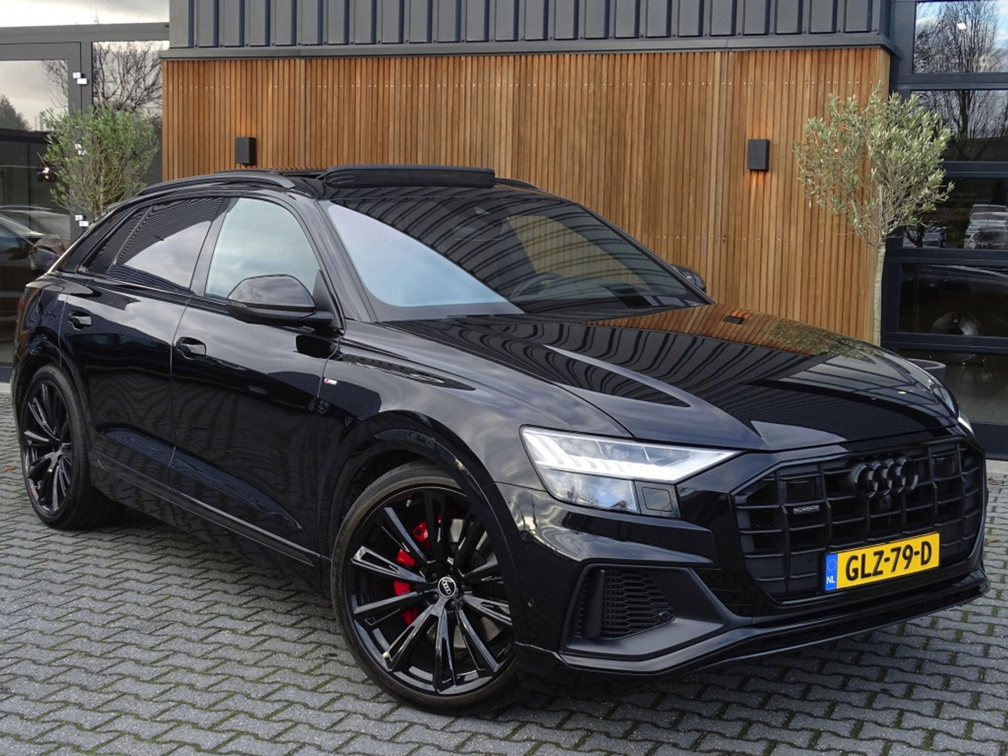 Audi Q8 55 TFSI e 381PK Quattro S line / Carbon / 23'' / B&O / 360°