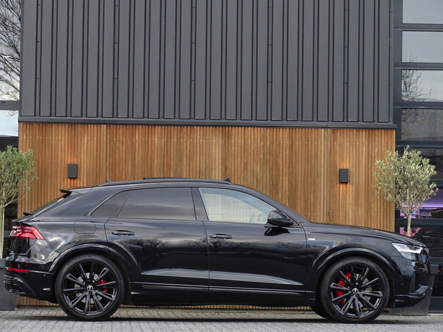 Audi Q8 55 TFSI e 381PK Quattro S line / Carbon / 23'' / B&O / 360°