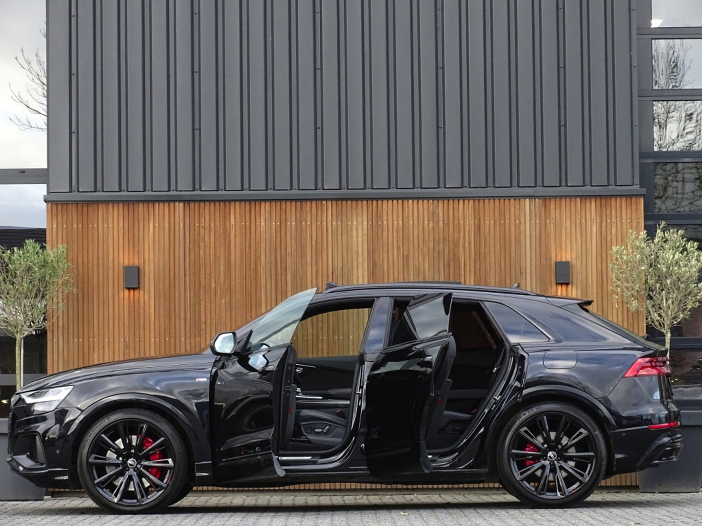 Audi Q8 55 TFSI e 381PK Quattro S line / Carbon / 23'' / B&O / 360°