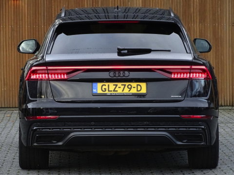 Audi Q8 55 TFSI e 381PK Quattro S line / Carbon / 23'' / B&O / 360°