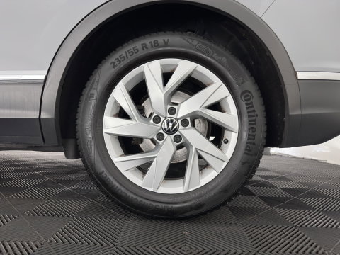 Volkswagen Tiguan 2.0 TDI Business+ (INCL.BTW) Aut. *FULL-LED | HEATED-COMFORTSEATS | ADAPTIVE-CRUISE | DIGI-COCKPIT | PRIVACY-GLASS | CAMERA | SHIFT-PADDLES | ECC | PDC | 18''ALU | TOWBAR*