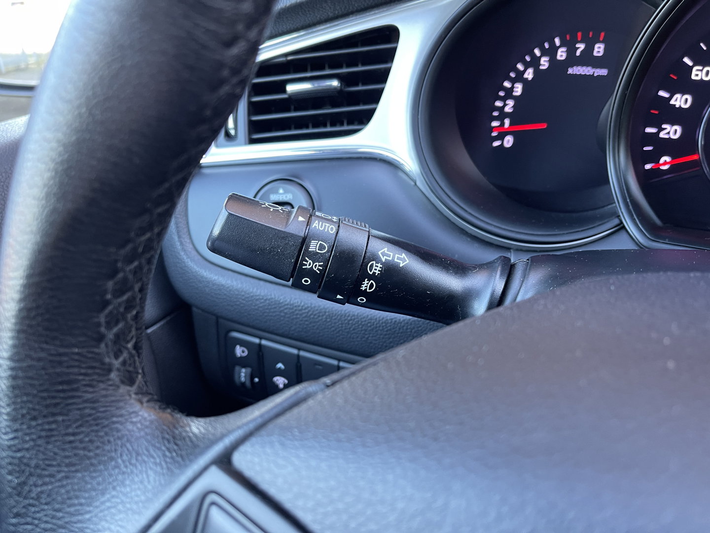 Kia cee'd Sportswagon 1.6 GDI ComfortPlusLine Navigator | Origineel Nederlands | Apple Carplay | Trekhaak | Cruise Control | Navigatie | Lichtmetaal |