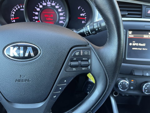 Kia cee'd Sportswagon 1.6 GDI ComfortPlusLine Navigator | Origineel Nederlands | Apple Carplay | Trekhaak | Cruise Control | Navigatie | Lichtmetaal |