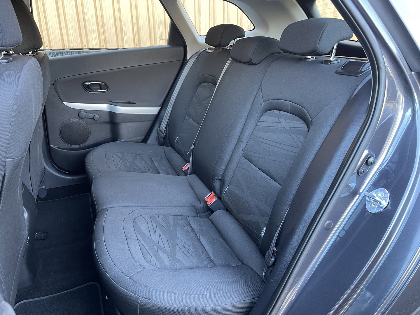 Kia cee'd Sportswagon 1.6 GDI ComfortPlusLine Navigator | Origineel Nederlands | Apple Carplay | Trekhaak | Cruise Control | Navigatie | Lichtmetaal |