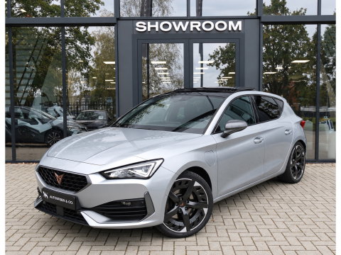 CUPRA Leon 1.4 e-Hybrid VZ Adrenaline PANO KEYLESS ACC CAM