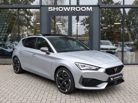 CUPRA Leon 1.4 e-Hybrid VZ Adrenaline PANO KEYLESS ACC CAM