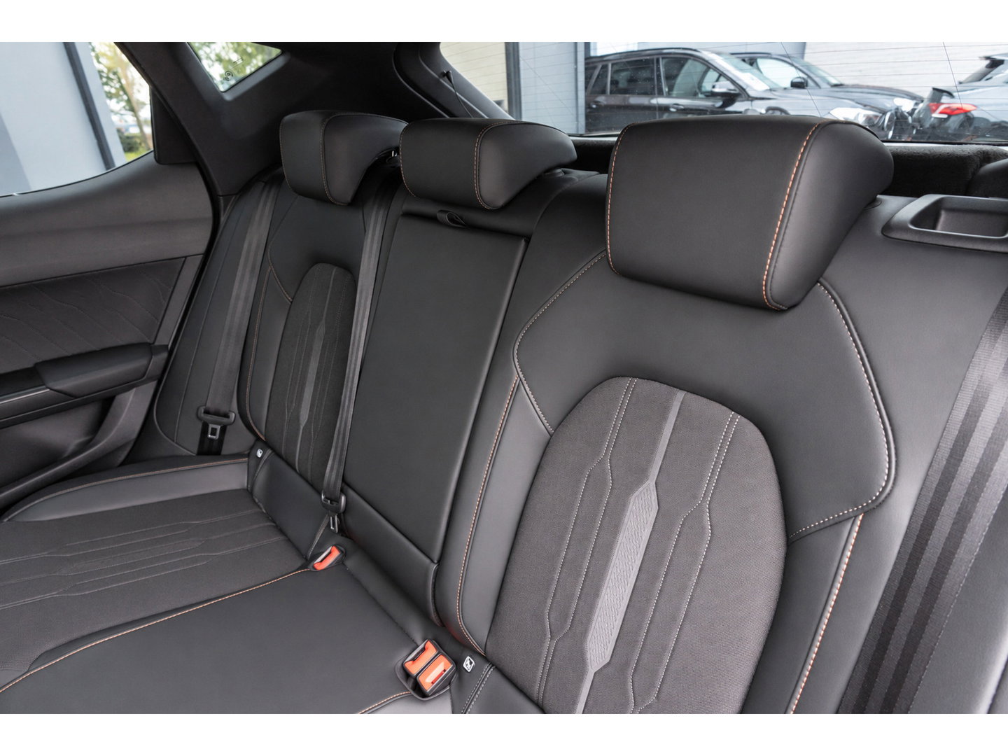 CUPRA Leon 1.4 e-Hybrid VZ Adrenaline PANO KEYLESS ACC CAM