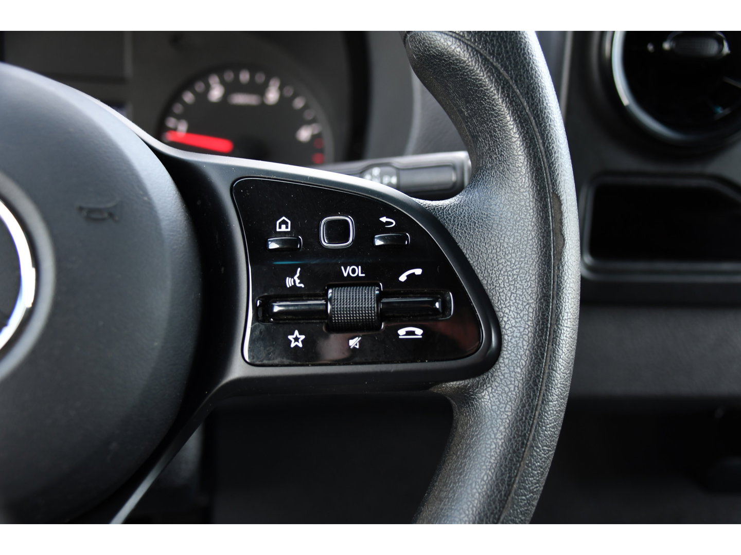 Mercedes-Benz Sprinter 317 1.9 CDI L2H2 RWD DC PB Edition Camera Cruise, Carplay, LED, 3500kg Trekhaak, Geveerde stoel, Standkachel, Automaat, 170pk, Uniek!