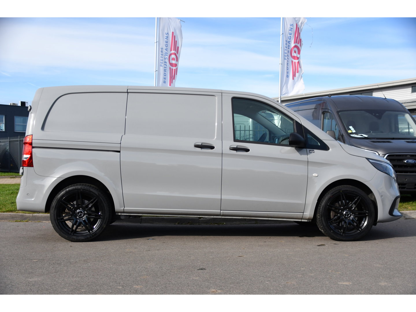 Mercedes-Benz Vito 114 CDI 1.9 PB Edition FACELIFT! Camera, Cruise, Carplay, Multimedia, Automaat, 136pk, Sensoren, Uniek!