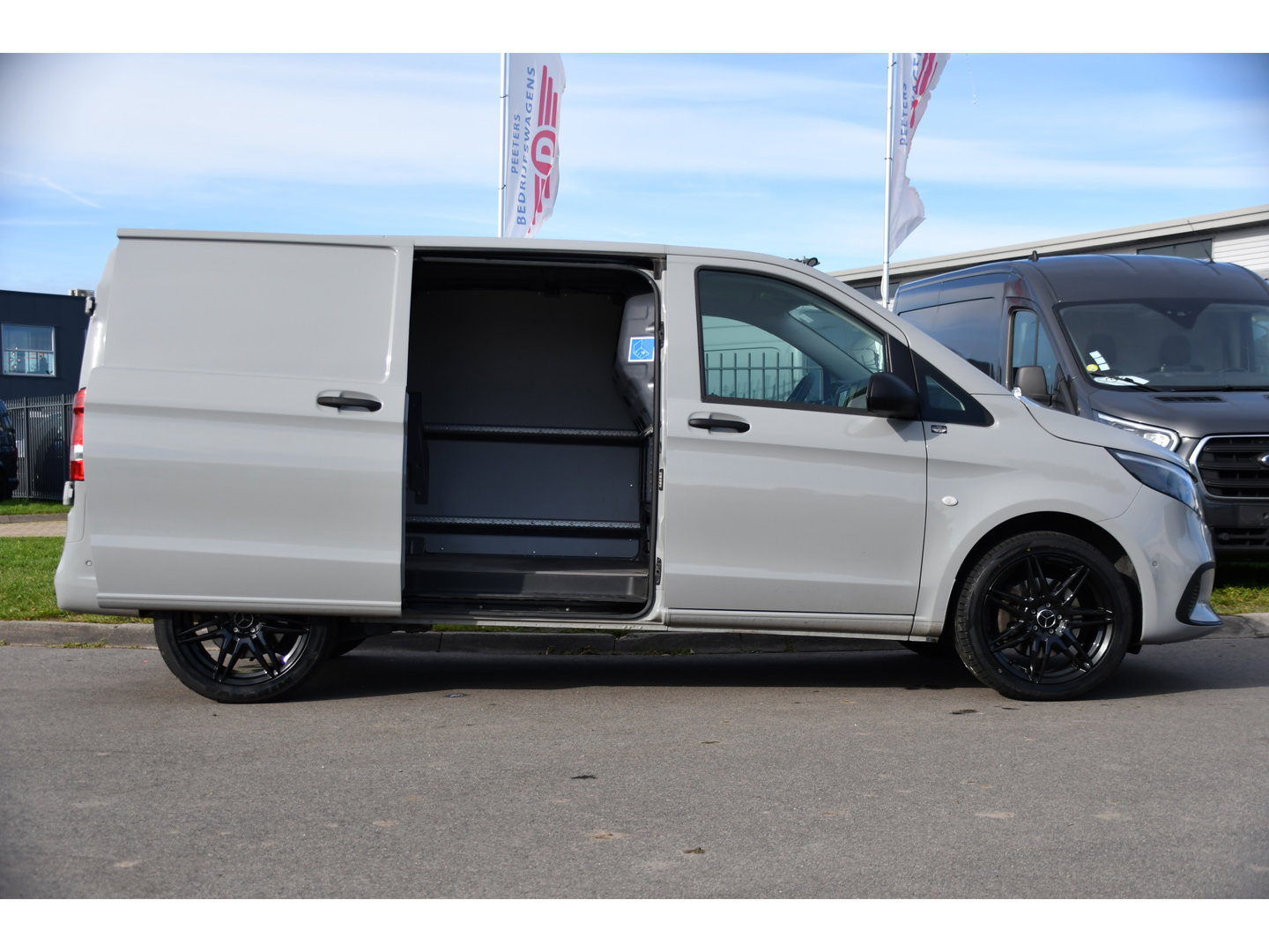 Mercedes-Benz Vito 114 CDI 1.9 PB Edition FACELIFT! Camera, Cruise, Carplay, Multimedia, Automaat, 136pk, Sensoren, Uniek!